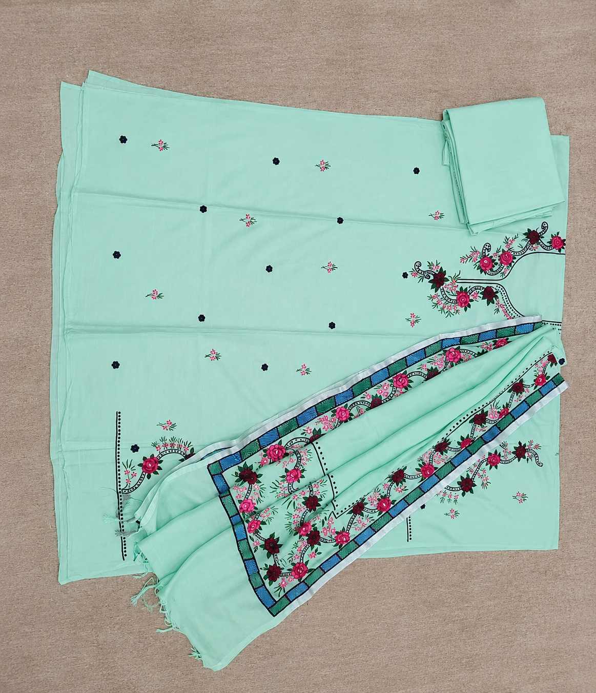 Gracefully Handpainted Suit Set with Ari Embroidery, Artistic Fabric Painting and Heritage-Inspired Dupatta Elegance