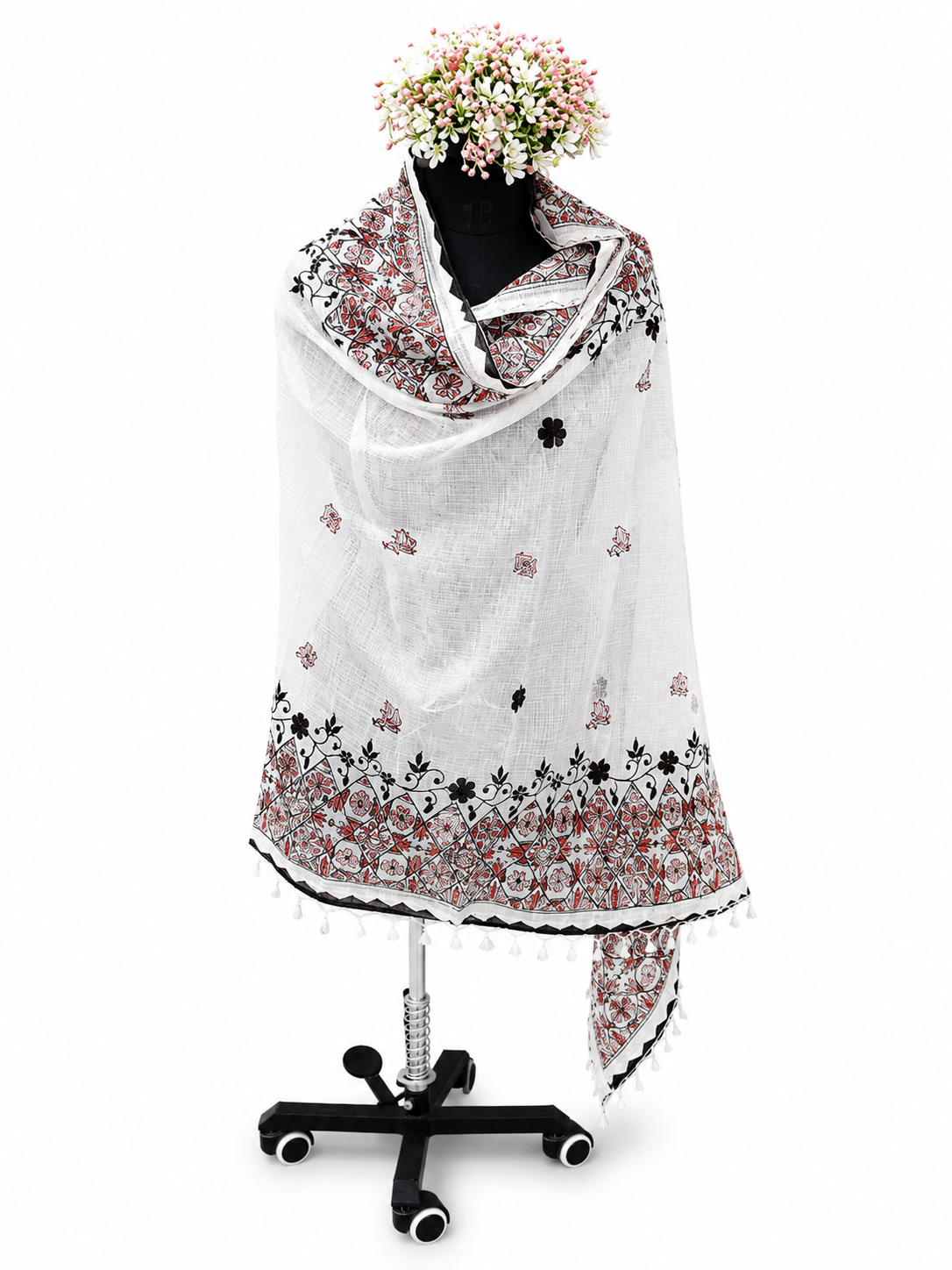 Hand-Appliquéd Kota Dupatta – Madhubani Peacock and Floral Artistry