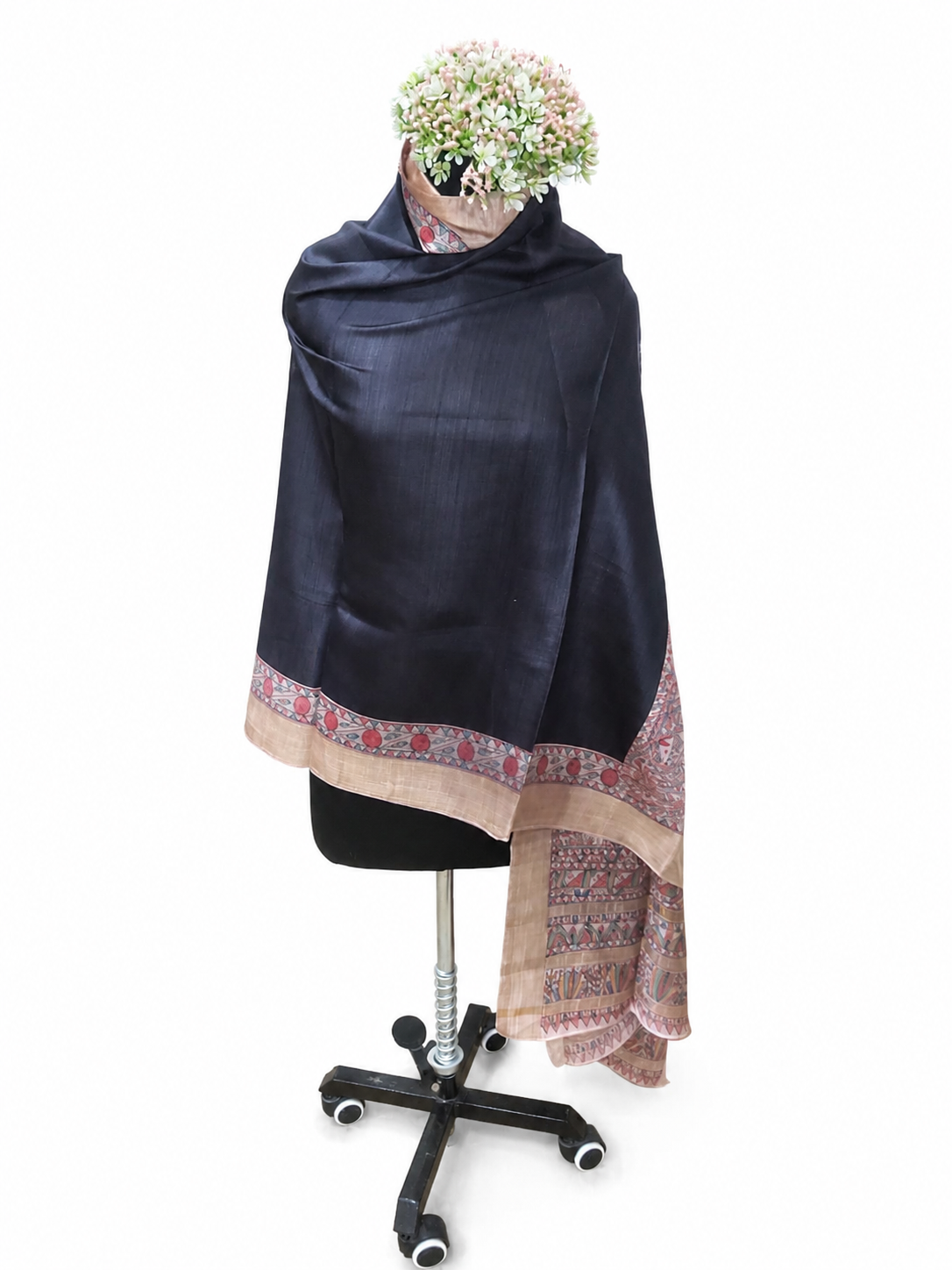 Hand-painted Tussar Munga Silk Dupatta – Majestic Fish Motif and Floral Elegance